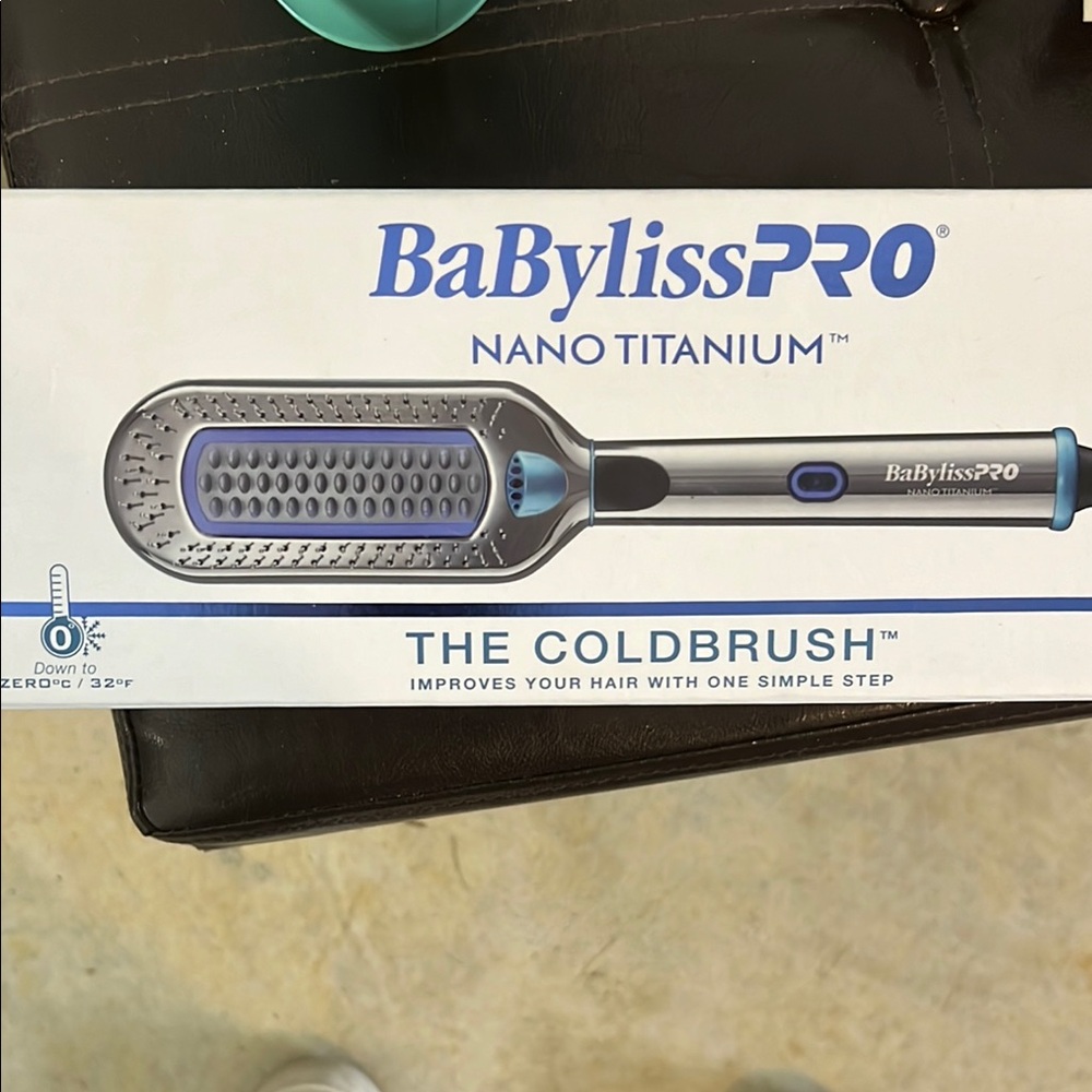 BaBylissPRO Nano Titanium ColdBrush